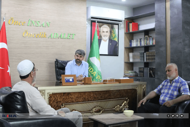 Mersin Milletvekili Dinç, Tarsus’ta halkla bir araya geldi