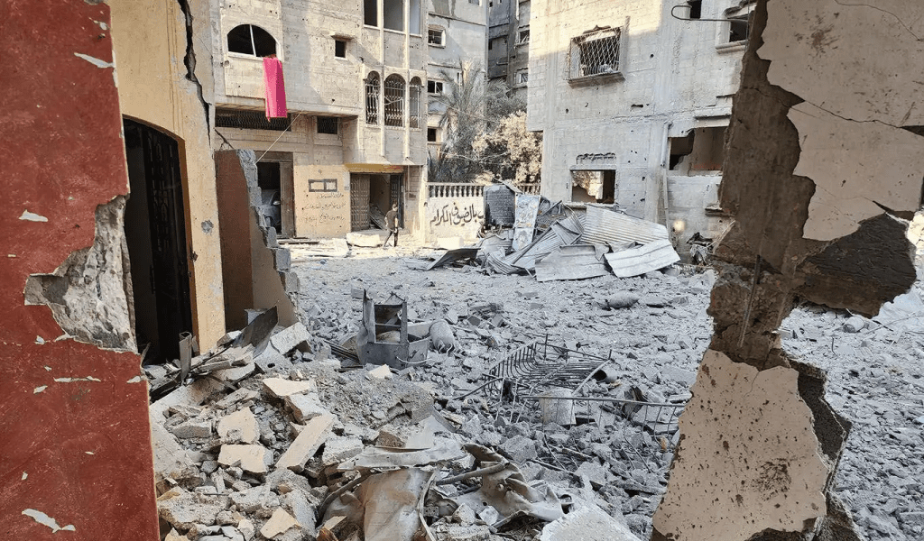 İşgalciler, HAMAS yetkililerinden El-Aruri'nin evini bombaladı