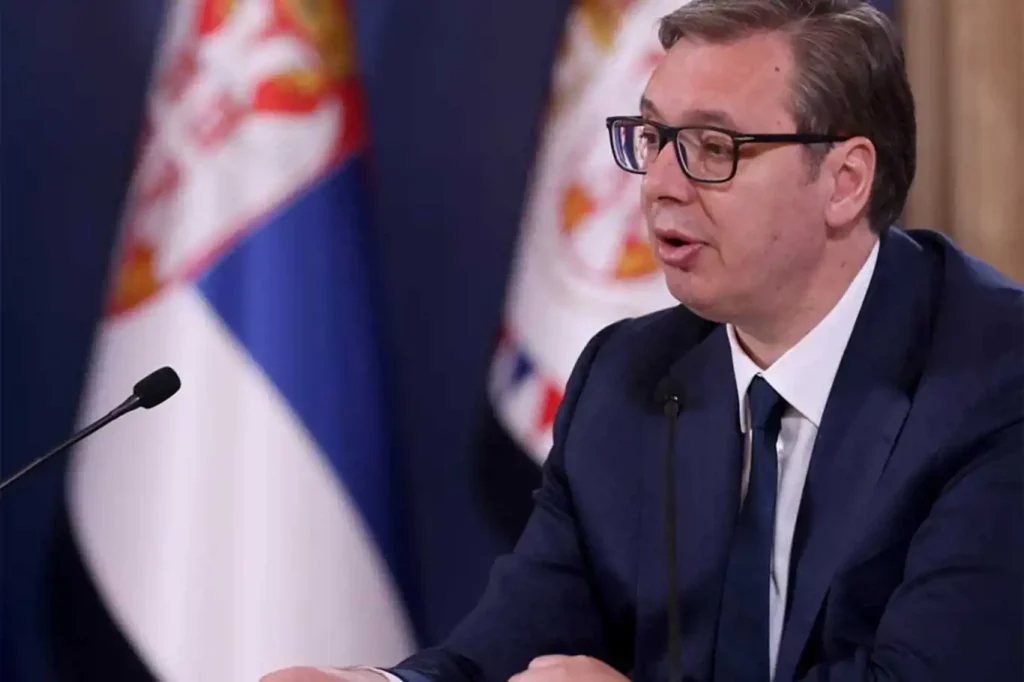 Vucic'den geri adım: Kosova'nın kuzeyinde olaylar yaşanmasını istemiyoruz