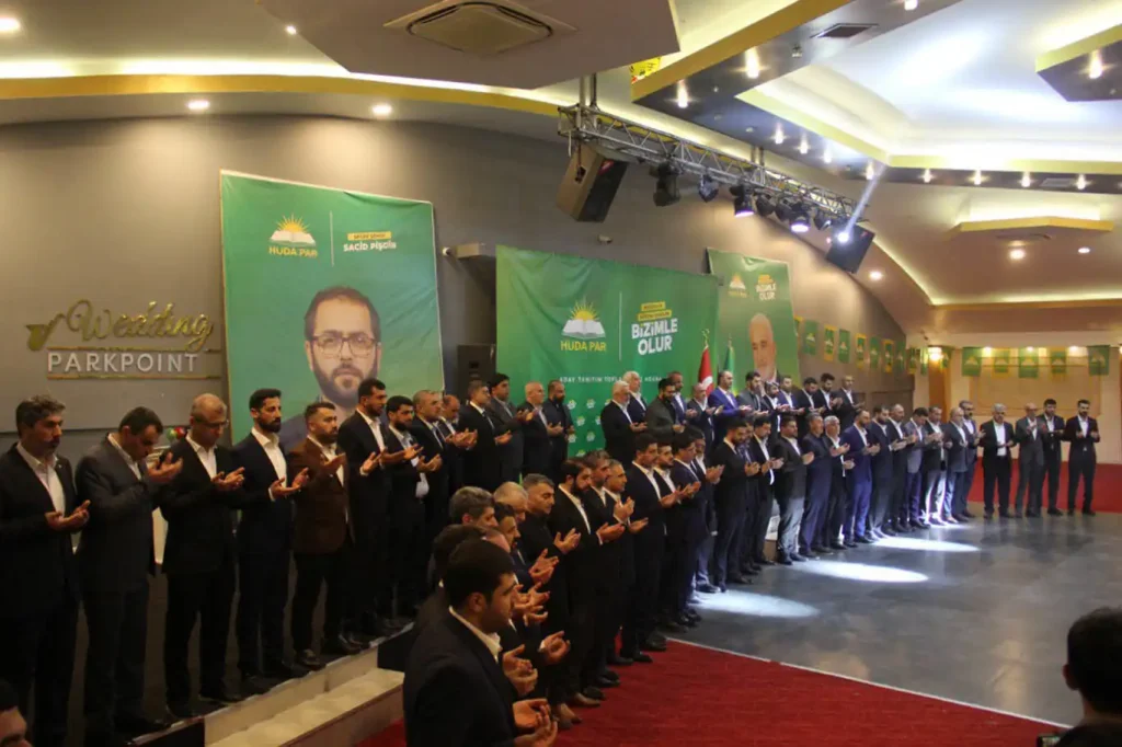 HÜDA PAR Mersin Büyükşehir ve İlçe belediye başkan adayları belli oldu