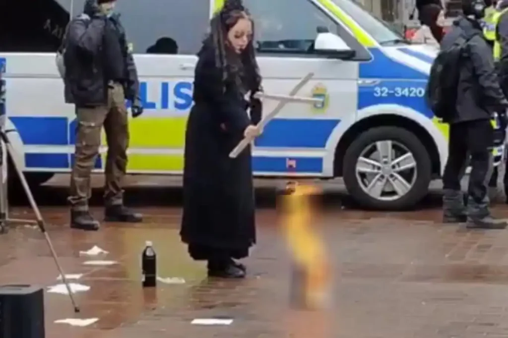 İsveç'te bir İslam düşmanı, yarın Kur'an-ı Kerim'i yakmaya hazırlanıyor