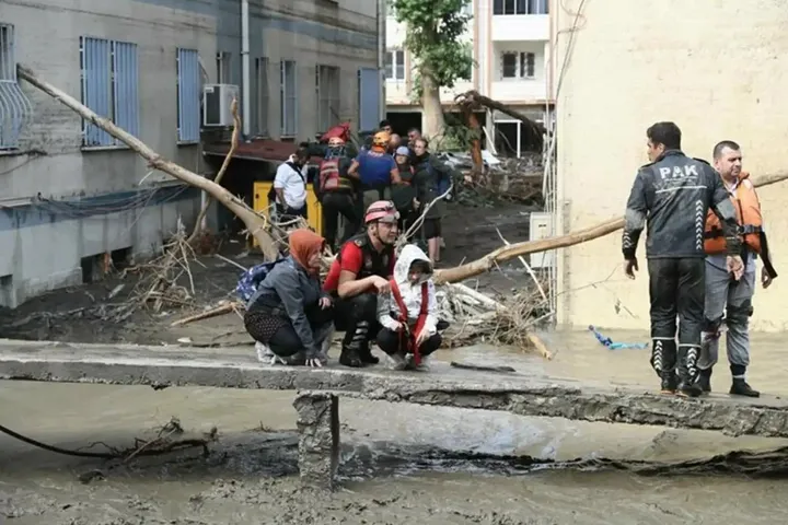 İçişleri Bakanlığı’ndan valiliklere, afet ve acil durumlara karşı tedbir alınması talimatı!