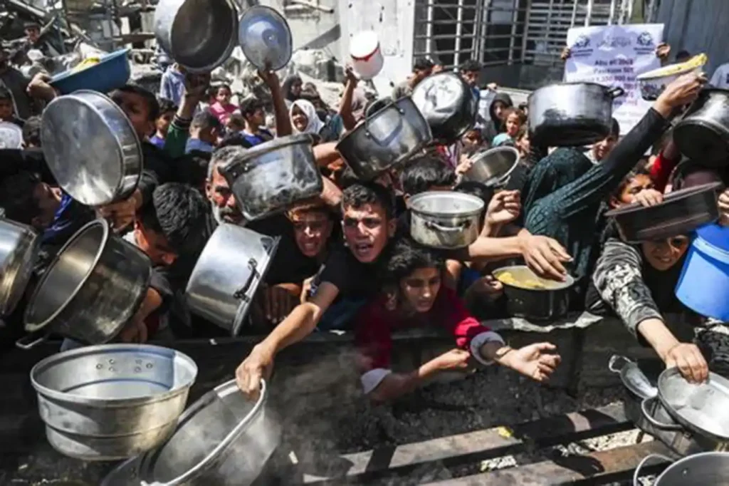 İşgal rejimi Gazze'de açlığı silah olarak kullanarak soykırım suçu işliyor