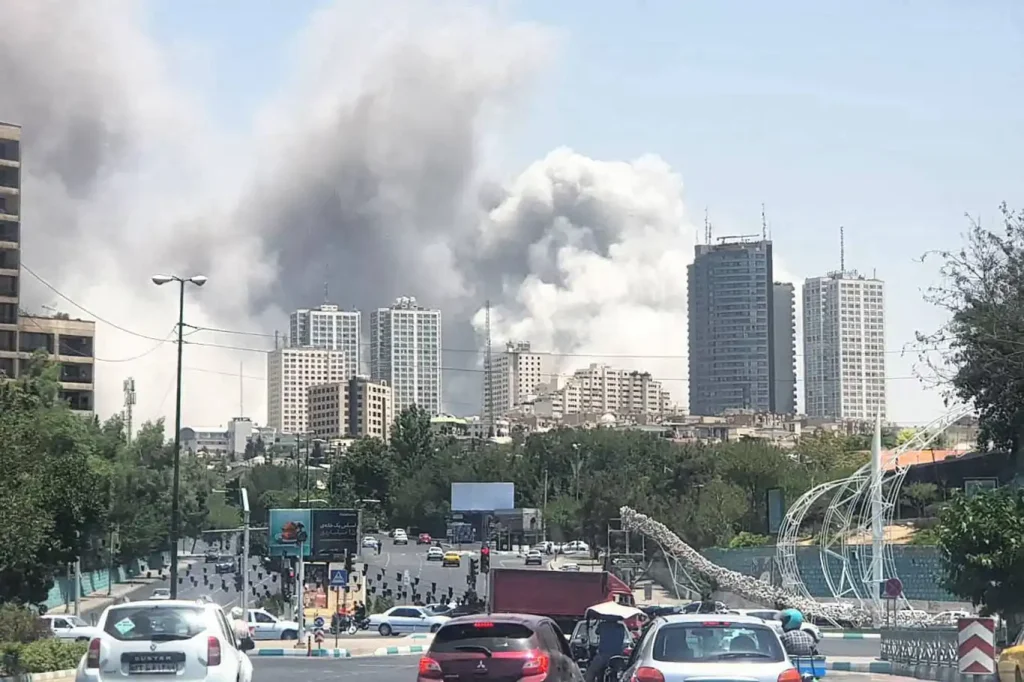 Siyonist rejim, İran'da hastane ve üniversiteye saldırdı