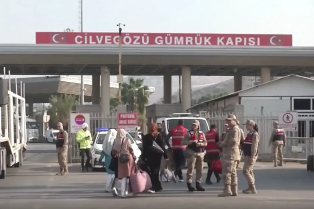 Göç İdaresi Başkanlığı ülkesine dönen Suriyeli sayısını açıkladı