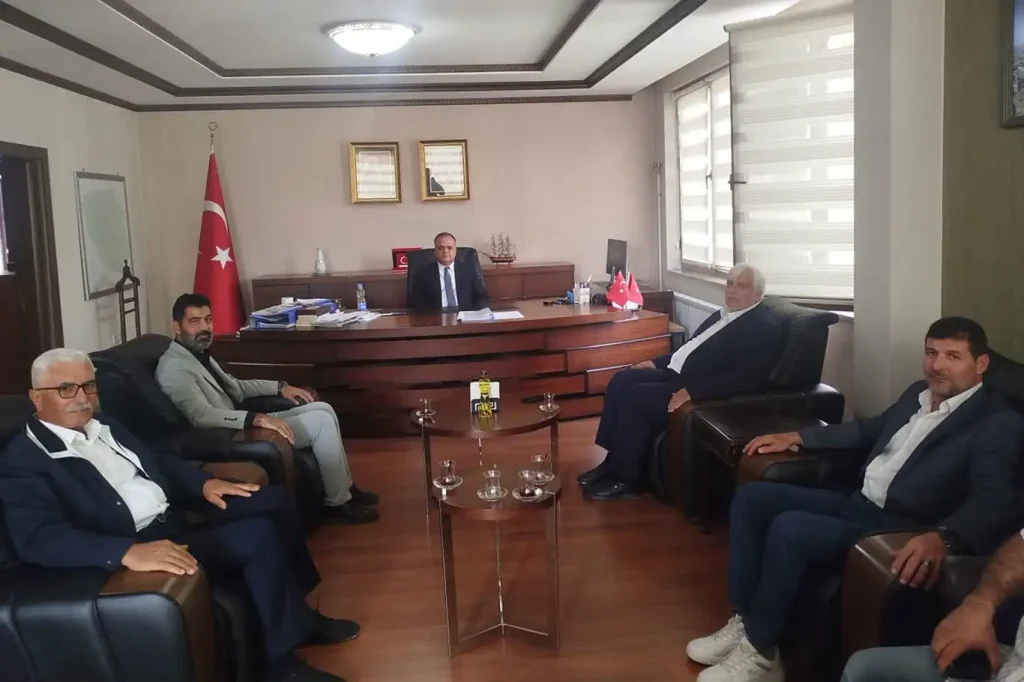 HÜDA PAR Mersin İl Başkanı Demir'den Mut Kaymakamı Çelikkol'a ziyaret